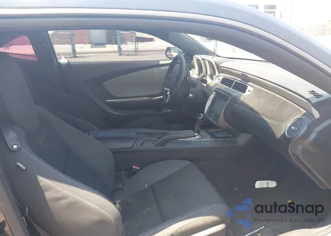 2014 Chevrolet Camaro 2Ls from USA, damaged, VIN 2G1FA1E37E9223724